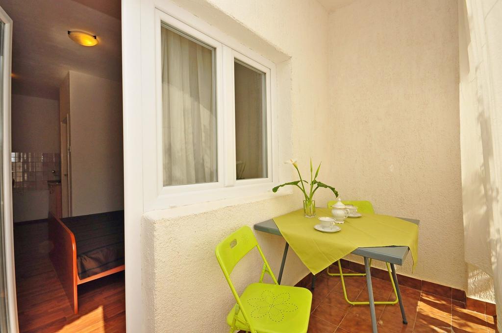 Apartments Toni Vodice Exterior foto